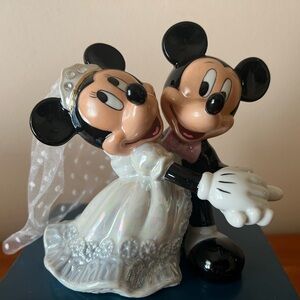 Vintage & rare Disney Mickey and Minnie Wedding Tango 5" Porcelain Figurine NIB